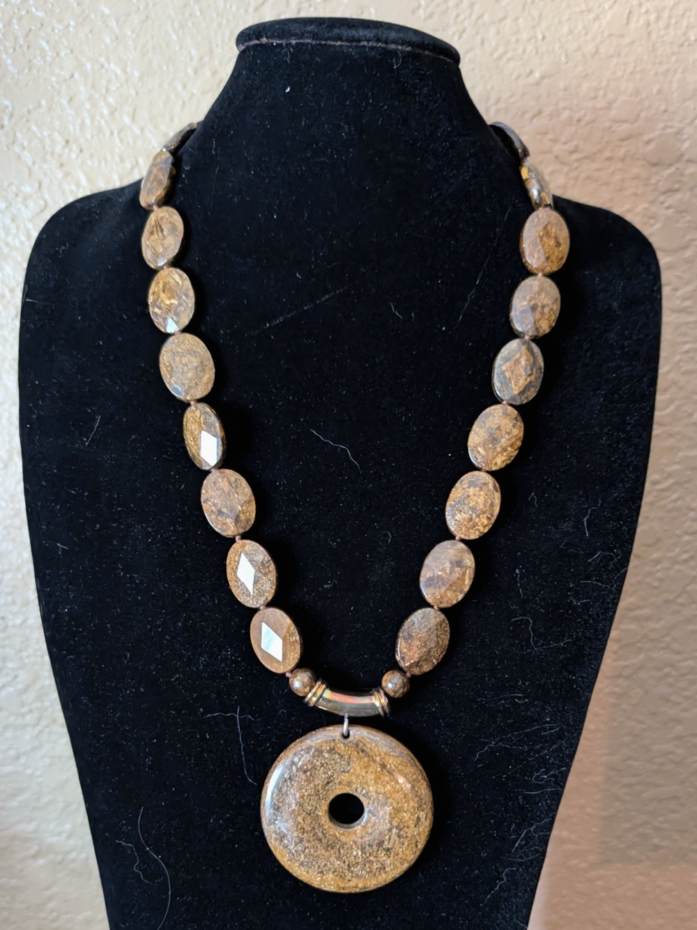 Coldwater Creek Stone Disc Pendant Necklace -
